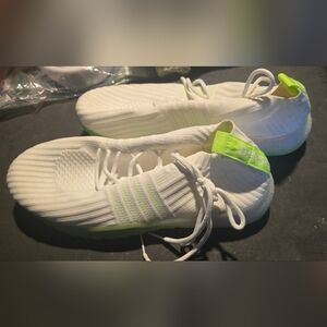 Ladies Danskin Positive Sock Like Sneakers - Excellent Condition - sz 10